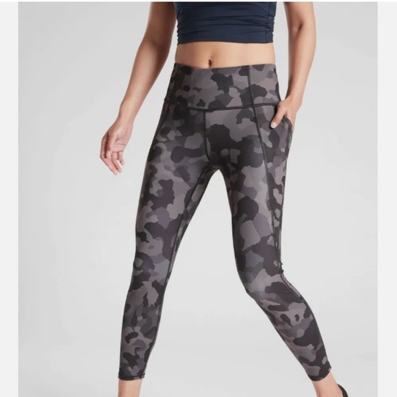 ATHLETA Lightning Camo 7/8 Tight in SuperSonic - Picture 2 of 8